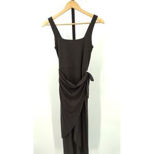 Elegant Black Sleeveless Dress
